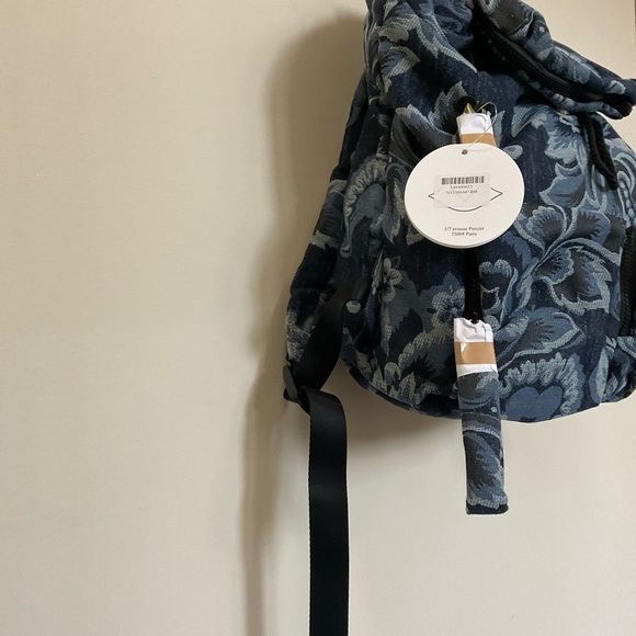 See By Chloe Blue Denim Floral Joy Rider Slouchy Langenlook Backpack - Picture 2 of 11